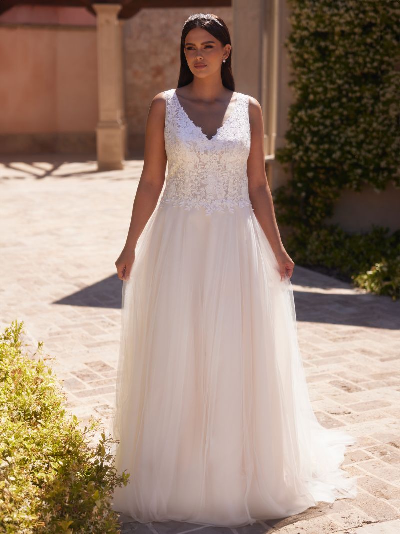 VALERIA Plus Sizes princess wedding dress Bianco Evento
