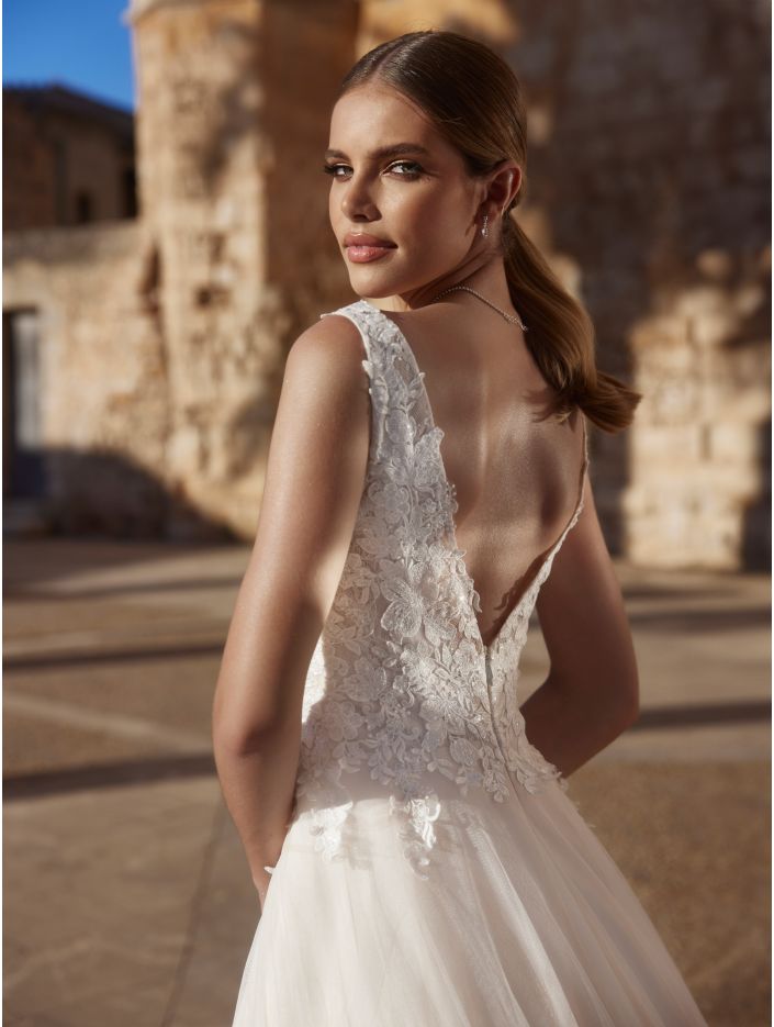 ウェディングドレス　VALERIA SPOSA VALERIA - princess wedding dress - Bianco Evento