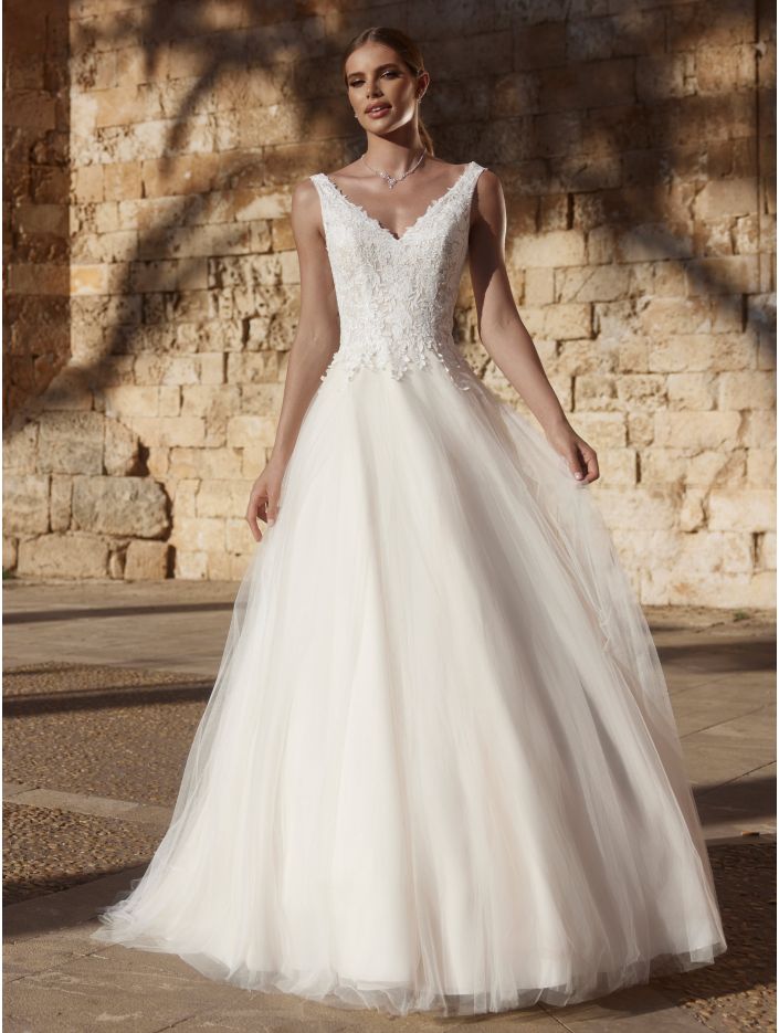 ウェディングドレス　VALERIA SPOSA 美品 ウェディングドレス VALERIA SPOSA