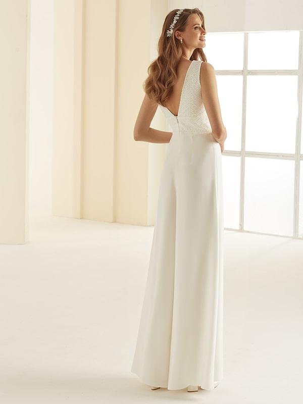 A Big Yes for Bridal Jump Suit: 4 Reasons Why