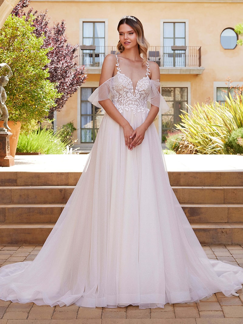 Top 5 Ball Gown Wedding Dresses Characteristics Advantages