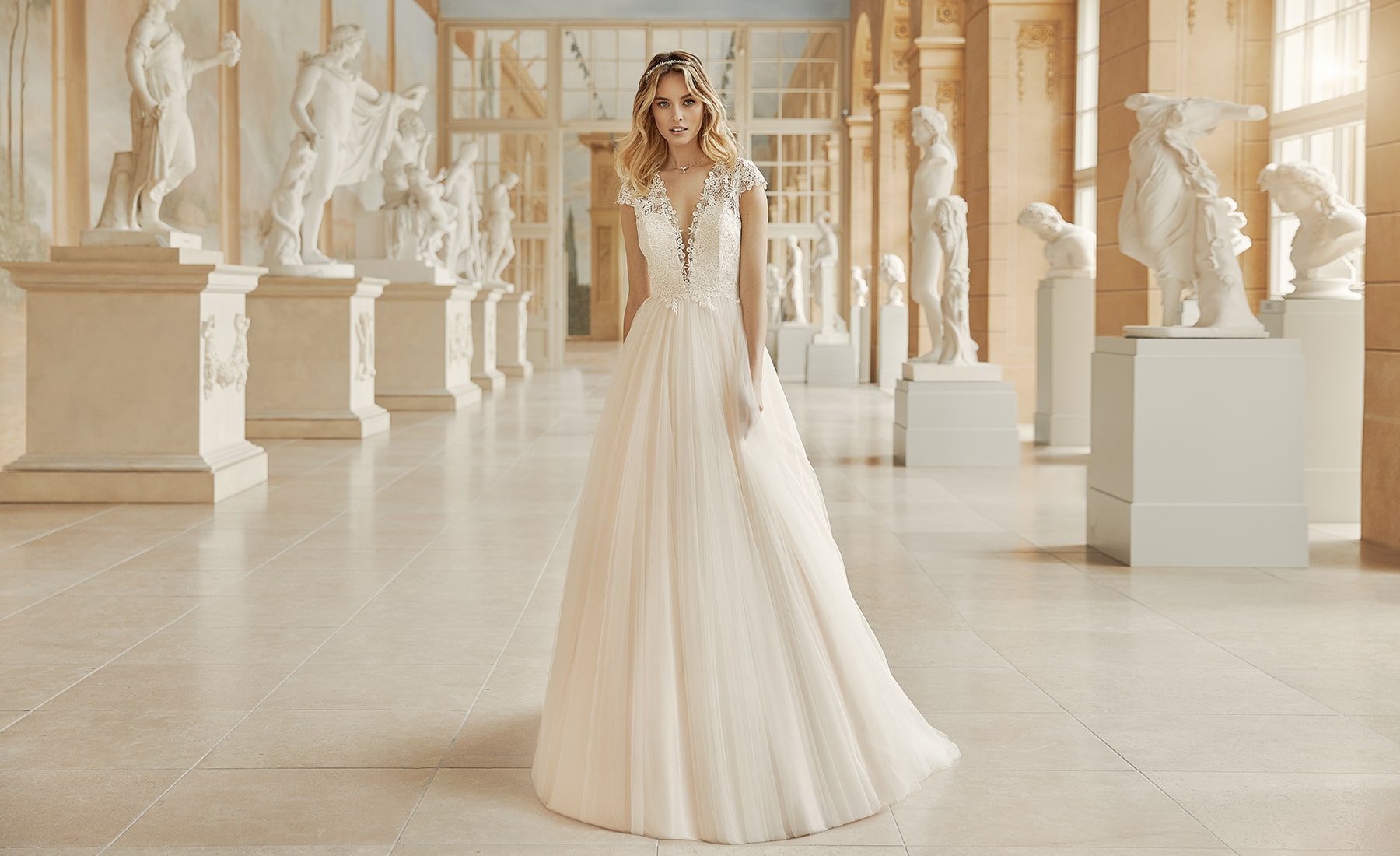 Winter Wedding Dress Ideas, Pictures